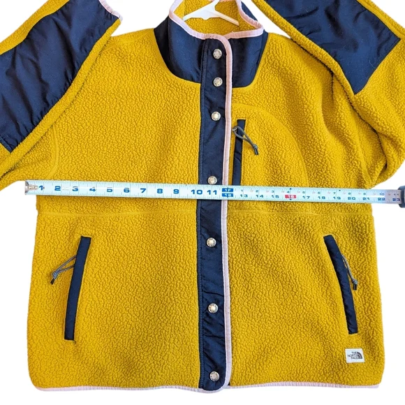The North Face Button Up Fleece Women's size Medium - Picture 7 of 16